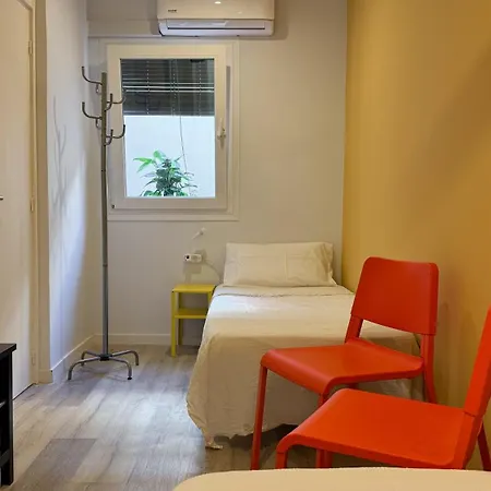 Oliveta Budget 2* バルセロナ